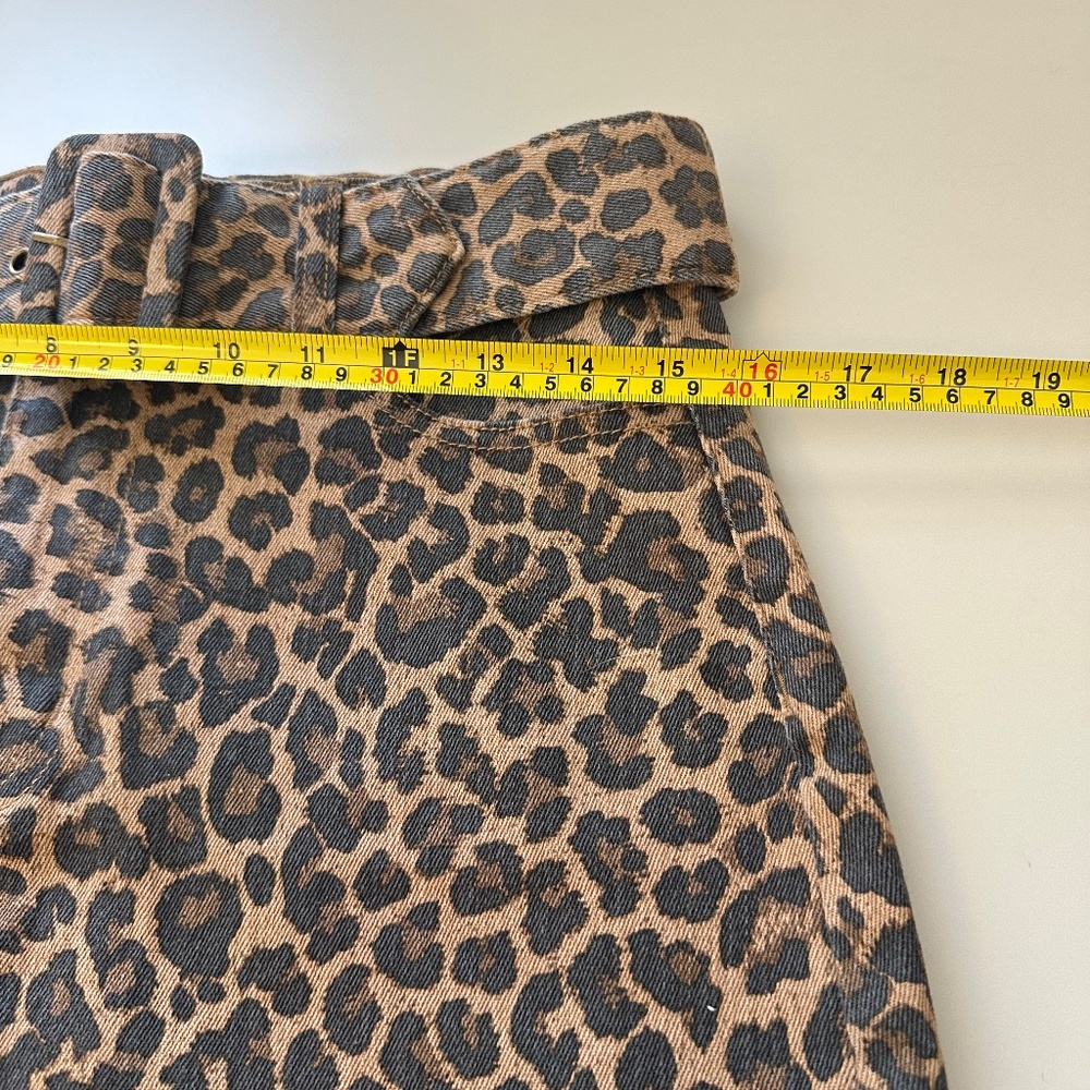 Show Me Your Mumu Tyra Belted Mini Skirt in Leopard Latte | Size Medium - Picture 9 of 15